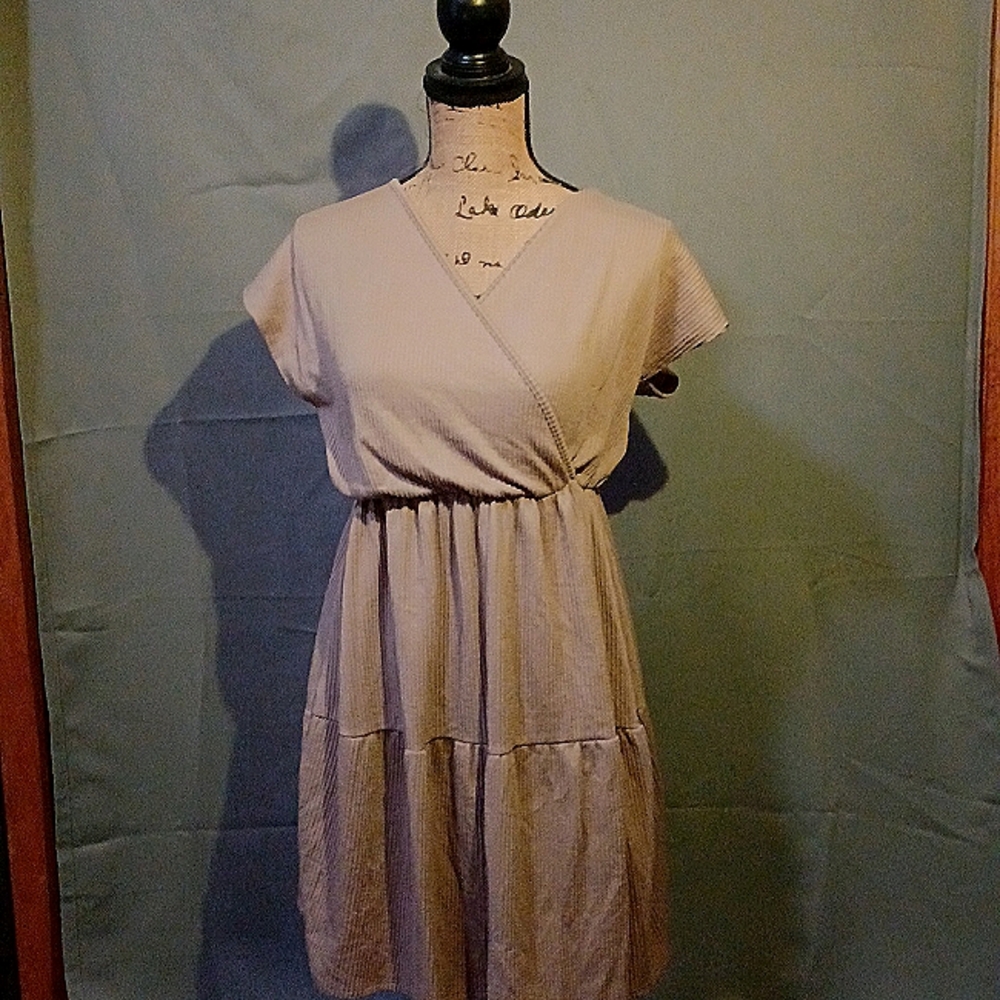 Size L Mauve Ribbed Wrap Dress